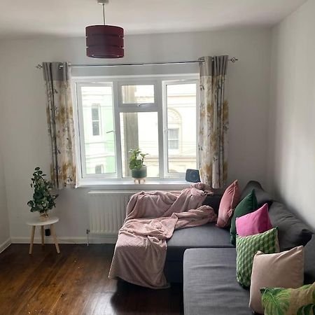 Brighton New Apartment Free Parking Sleeps 6 Exterior photo