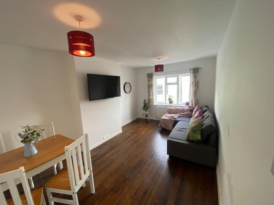 Brighton New Apartment Free Parking Sleeps 6 Exterior photo