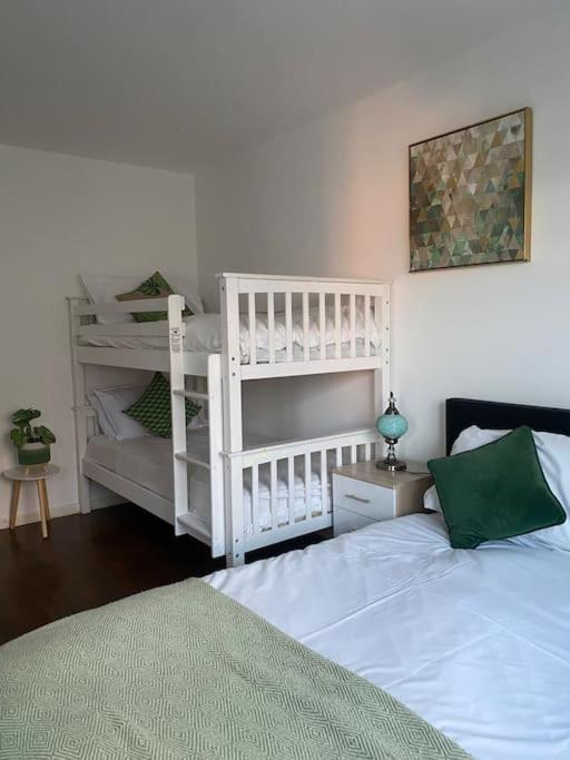 Brighton New Apartment Free Parking Sleeps 6 Exterior photo