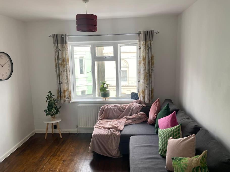 Brighton New Apartment Free Parking Sleeps 6 Exterior photo